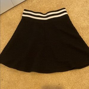 black skater skirt 🌸